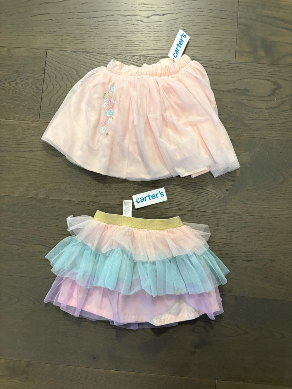 Carters girls skirts sz 3T new with tags ret $42ea
